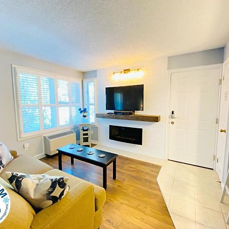 Slopeside Blue Mountain Condo - Wifi, Linens/Towels, Ski In/Out Blue Mountains Extérieur photo